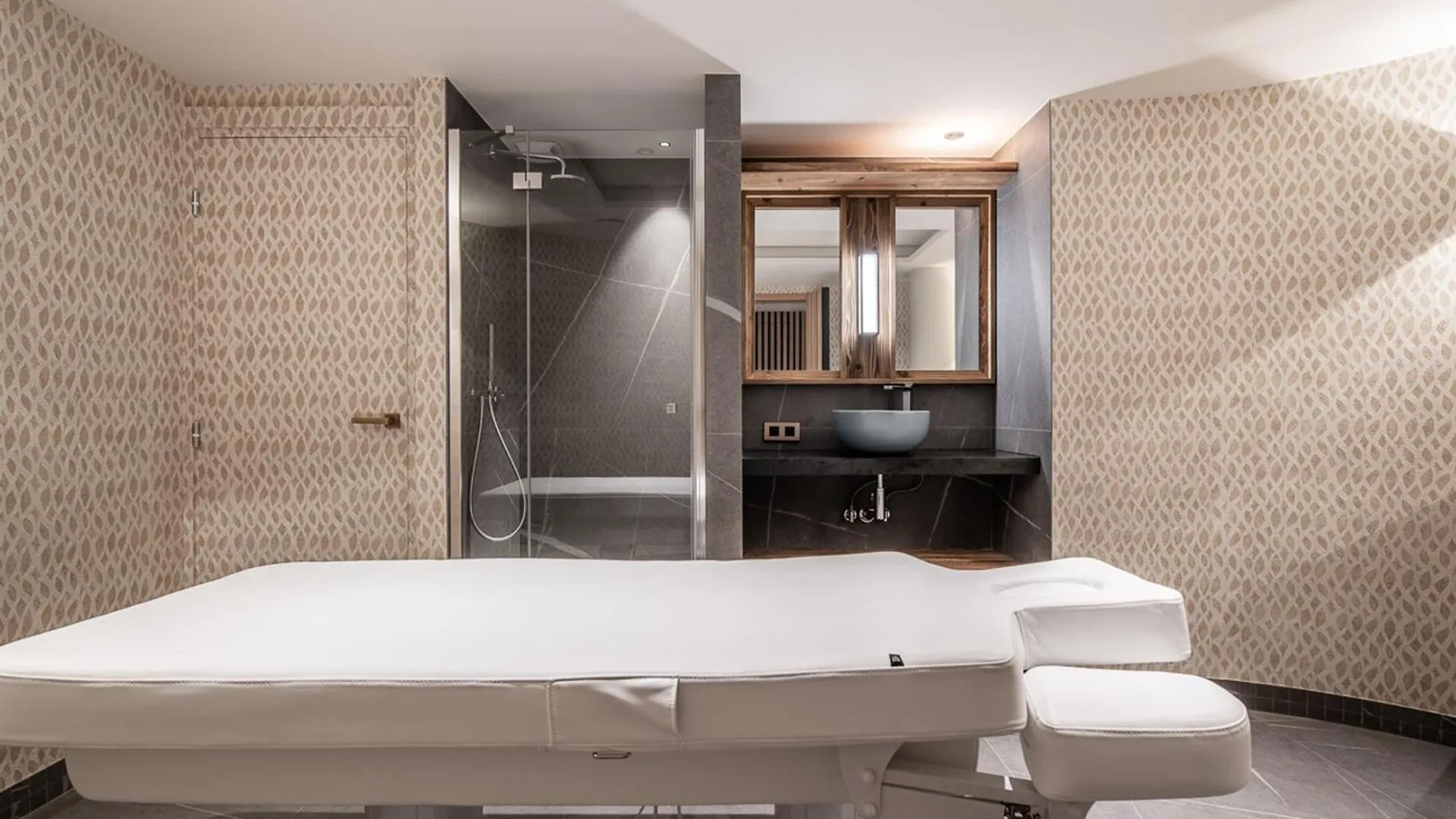 アパート Appartement De Luxe Avec Spa Et Terrasse - 8 Couchages, Meribel - Fr-1-613-44