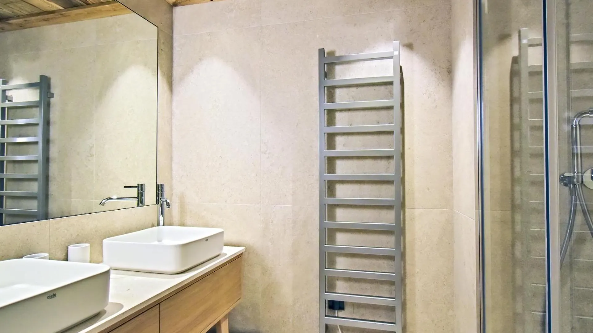 アパート Appartement De Luxe Avec Spa Et Terrasse - 8 Couchages, Meribel - Fr-1-613-44